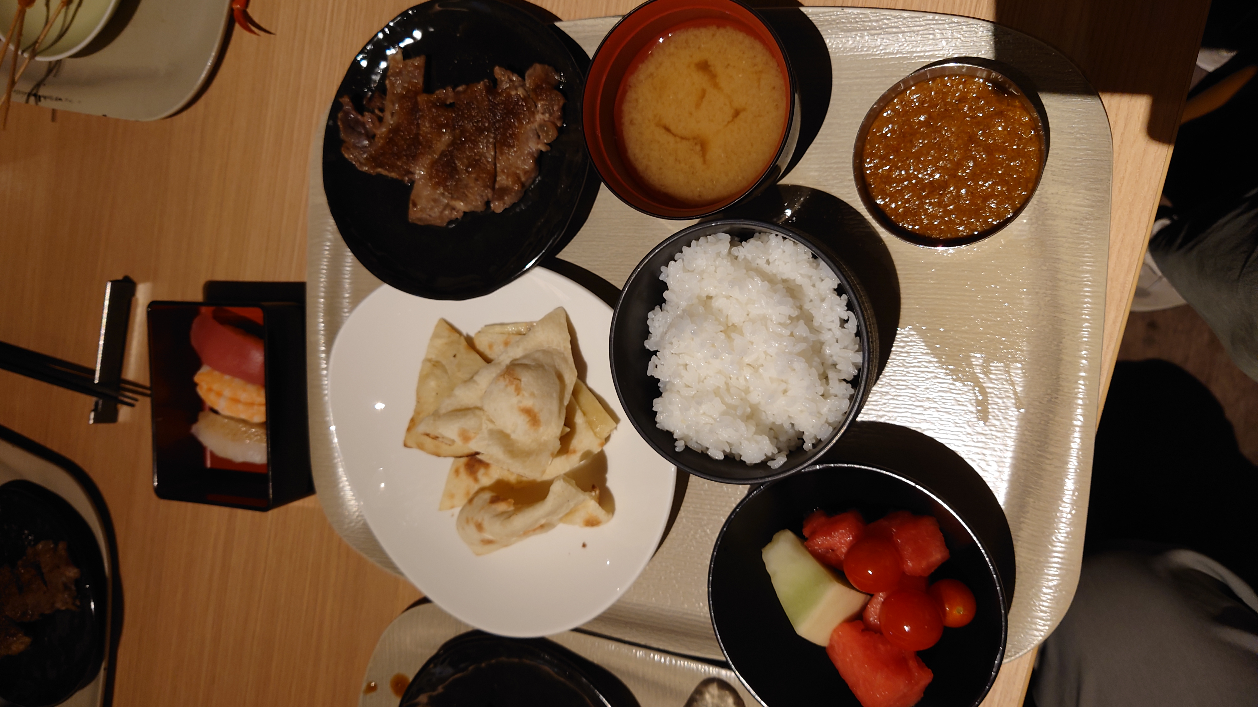 夕食
